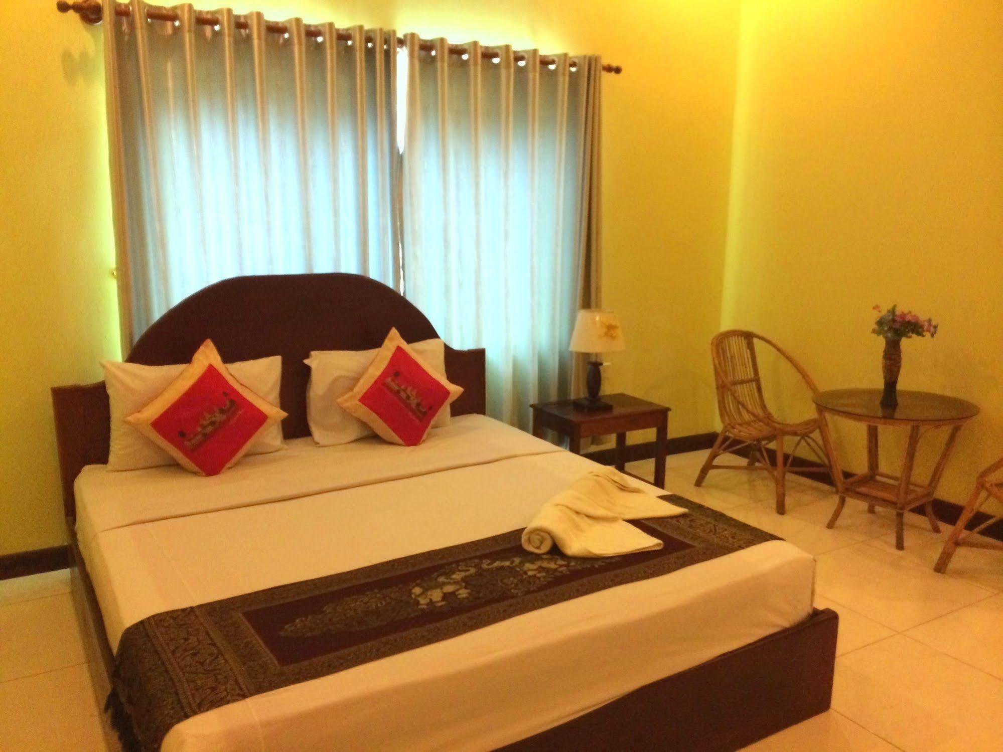 Side Walk Hotel Siem Reap Ngoại thất bức ảnh