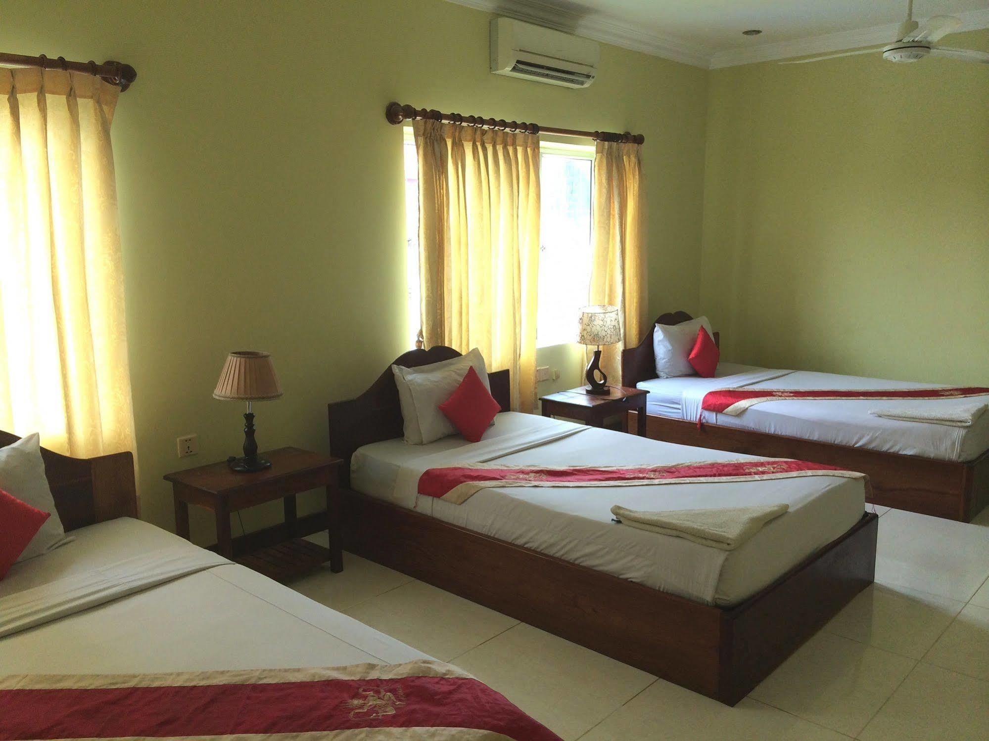 Side Walk Hotel Siem Reap Ngoại thất bức ảnh