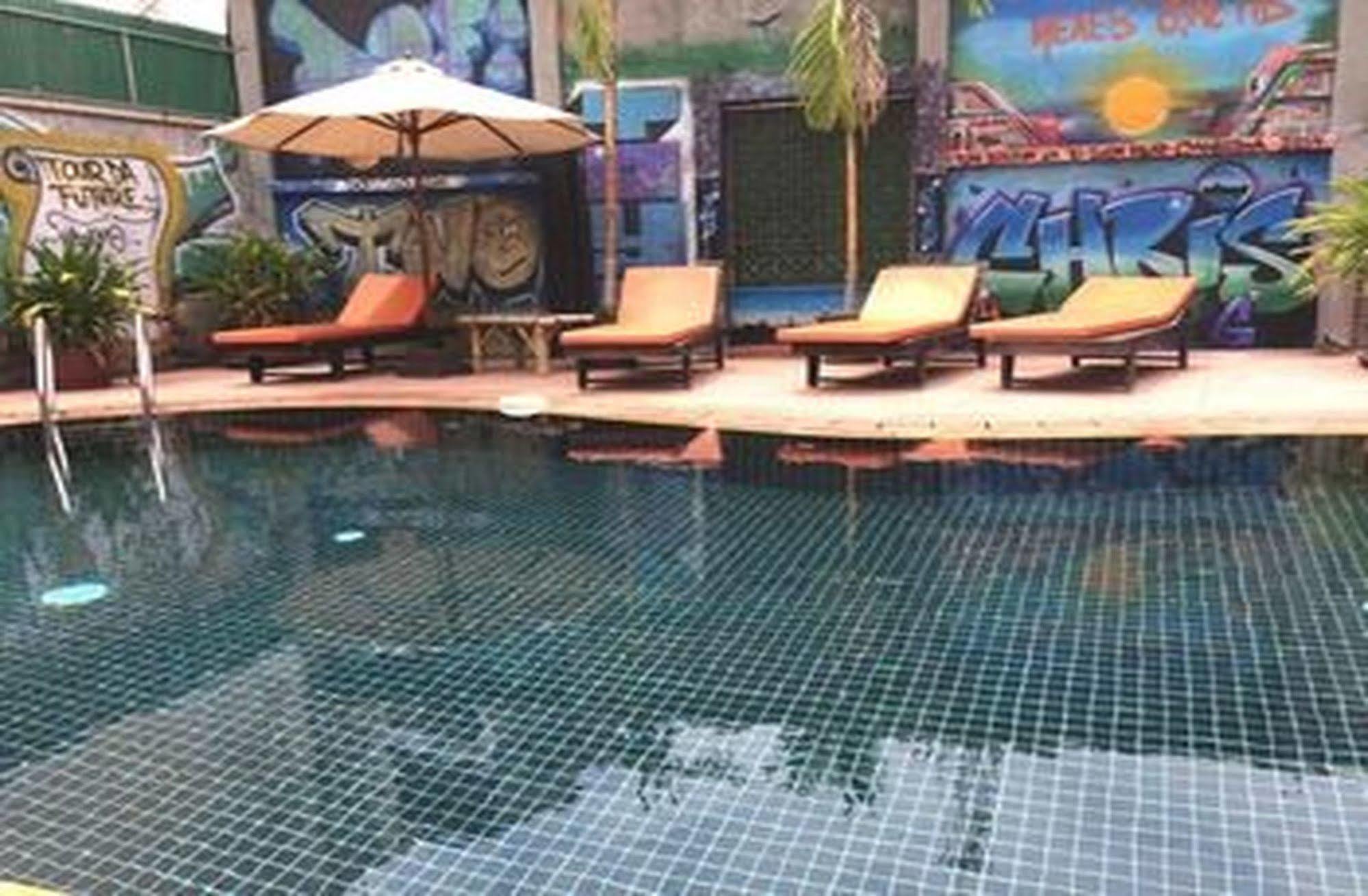 Side Walk Hotel Siem Reap Ngoại thất bức ảnh