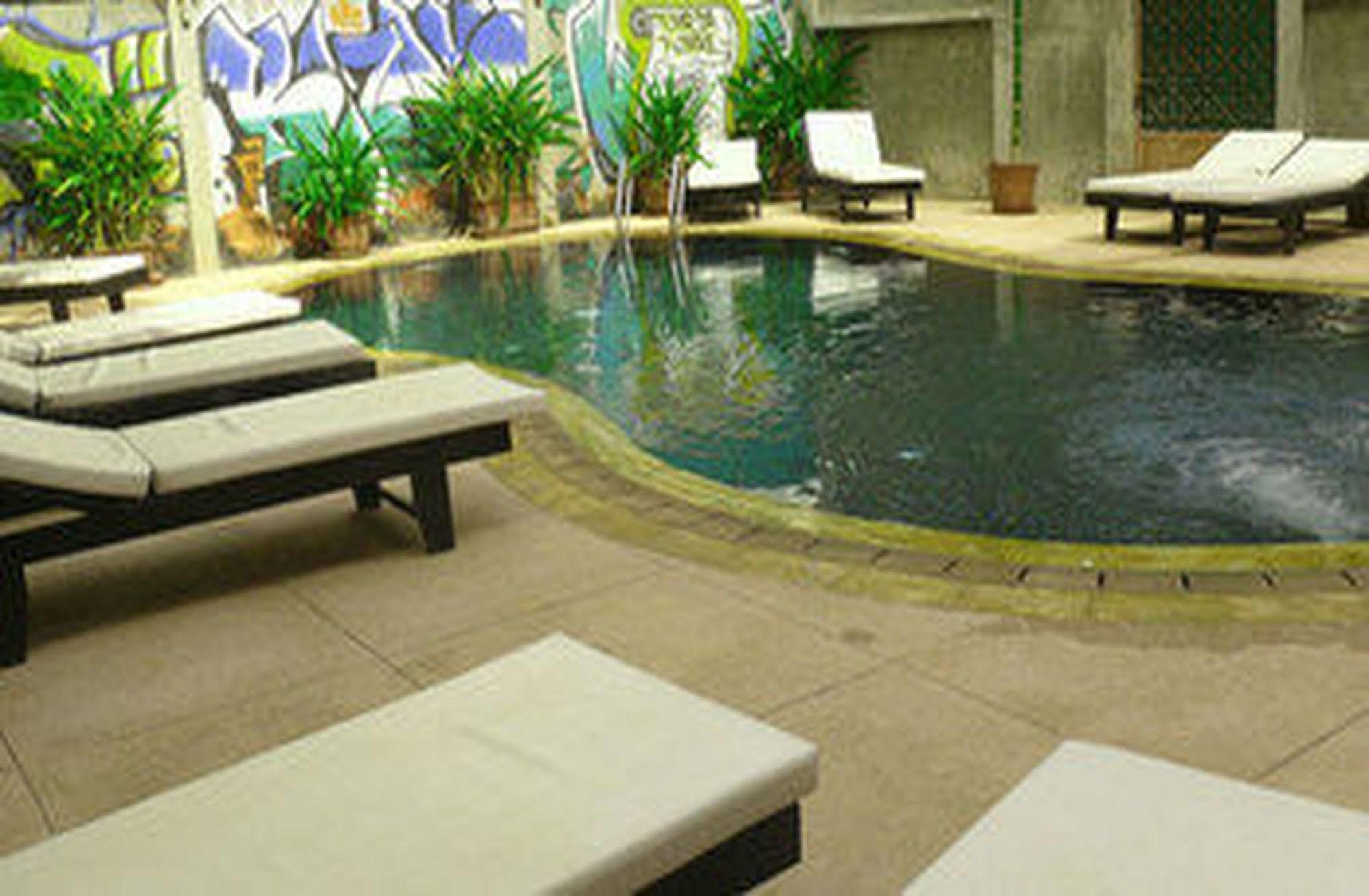 Side Walk Hotel Siem Reap Ngoại thất bức ảnh